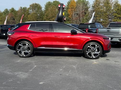 2026 Chevrolet Equinox EV LT