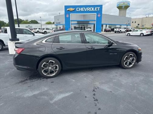 2022 Chevrolet Malibu FWD LT