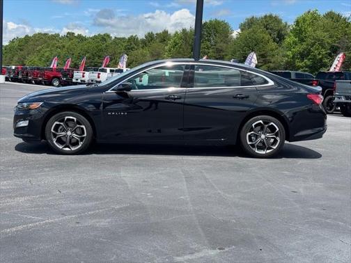 2022 Chevrolet Malibu FWD LT
