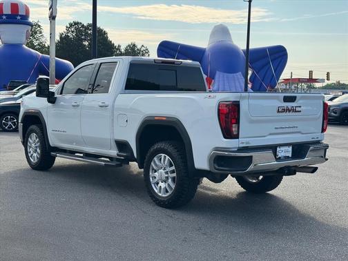 Summit White 2022 GMC Sierra 2500 SLE