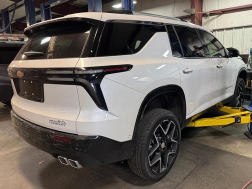 2025 Chevrolet Traverse High Country