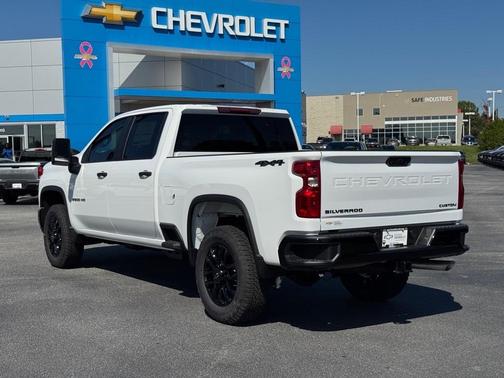 2026 Chevrolet Silverado 2500 Custom
