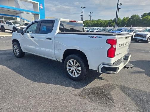 2020 Chevrolet Silverado 1500 Custom