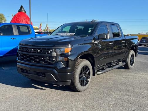 2026 Chevrolet Silverado 1500 Custom