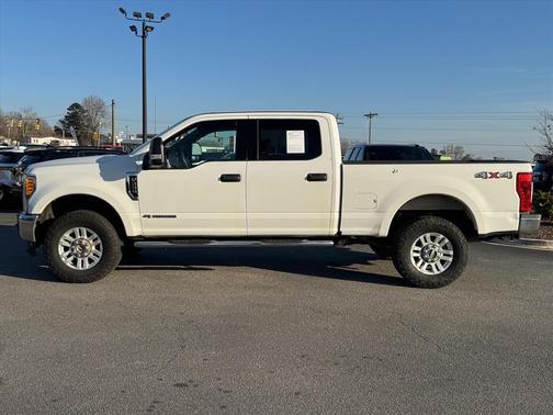 2017 Ford F-250 XLT