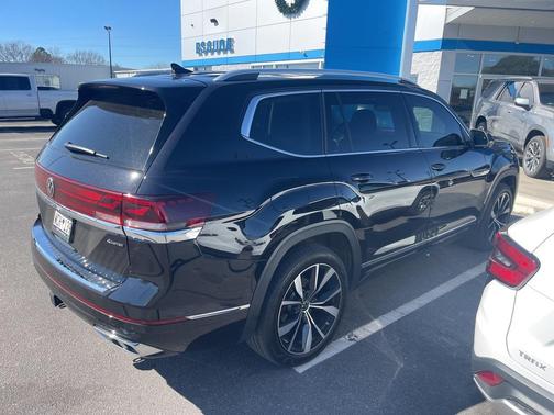2024 Volkswagen Atlas 2.0T SEL Premium R-Line 4MOTION