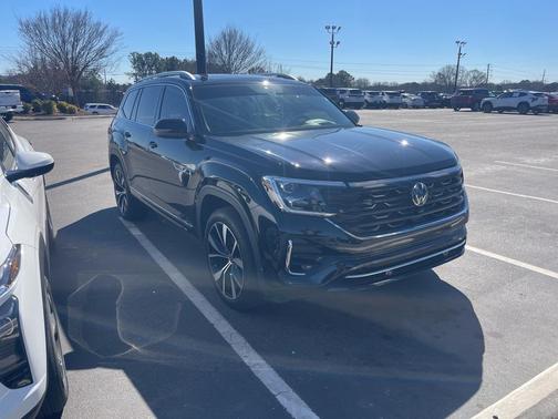 2024 Volkswagen Atlas 2.0T SEL Premium R-Line 4MOTION