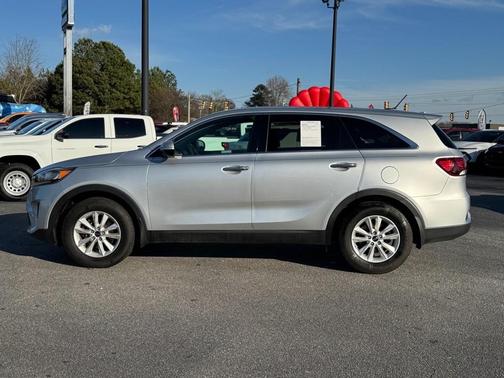 2019 Kia Sorento LX
