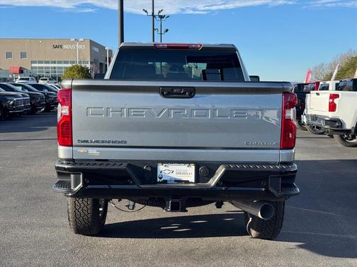 2026 Chevrolet Silverado 2500 Custom