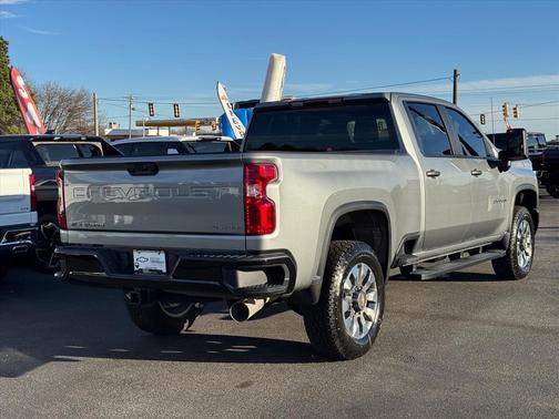 2026 Chevrolet Silverado 2500 Custom