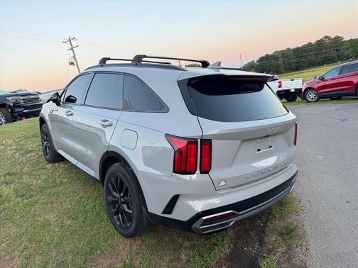 Wolf Gray 2022 Kia Sorento SX