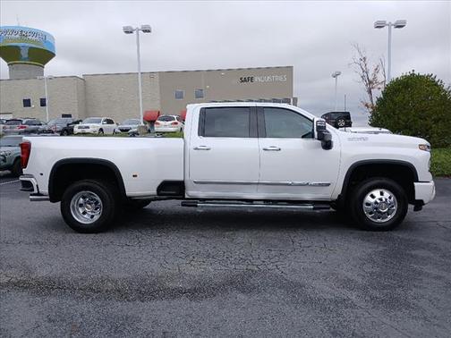2025 Chevrolet Silverado 3500 High Country