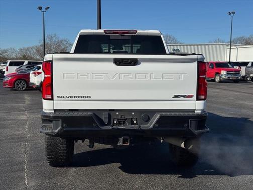 2024 Chevrolet Silverado 2500 4WD Crew Cab Standard Bed ZR2
