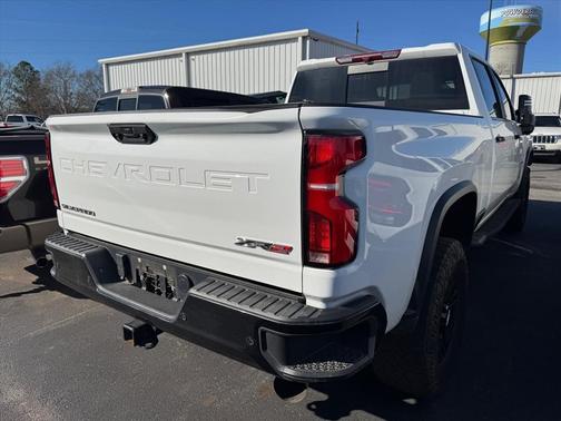 2024 Chevrolet Silverado 2500 4WD Crew Cab Standard Bed ZR2