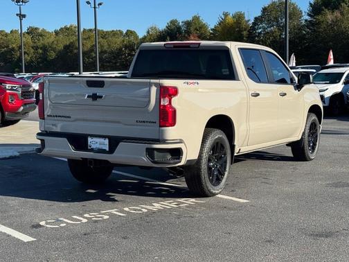 2026 Chevrolet Silverado 1500 Custom