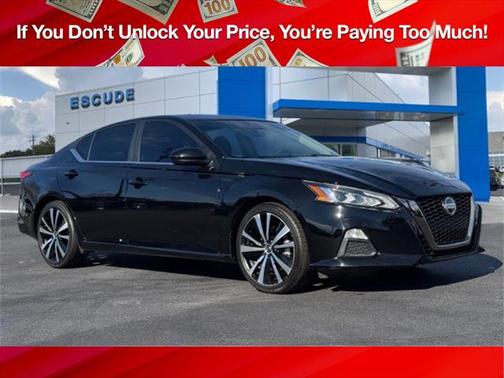 2022 Nissan Altima SR FWD