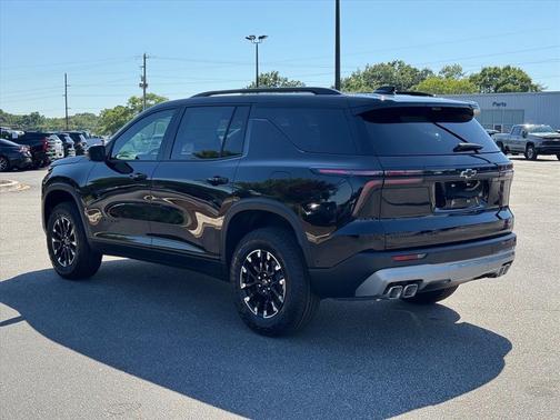 Mosaic Black Metallic 2026 Chevrolet Traverse AWD Z71