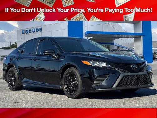 2020 Toyota Camry SE