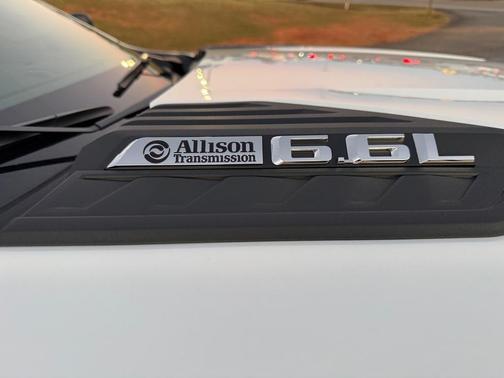 2024 Chevrolet Silverado 2500 Custom