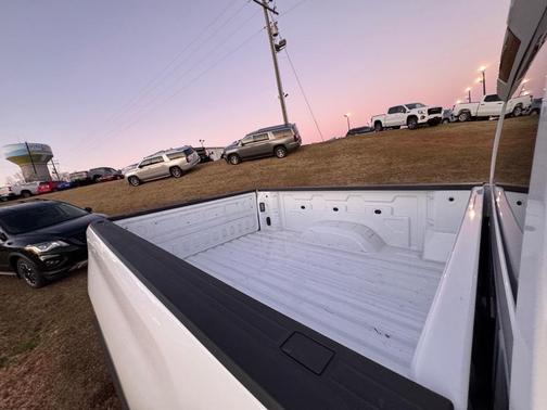 2024 Chevrolet Silverado 2500 Custom