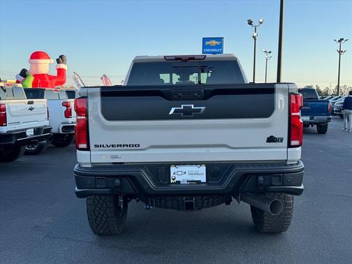 2026 Chevrolet Silverado 2500 Crew Cab, Standard Bed, XR2, 4WD