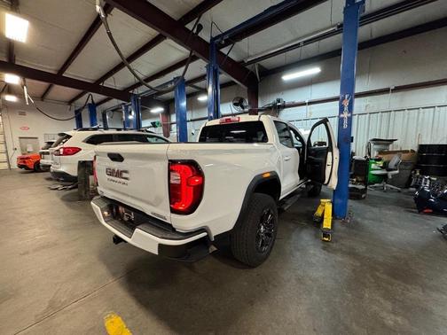 2023 GMC Canyon Elevation