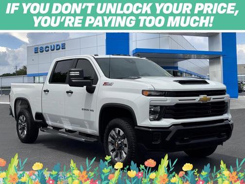 Summit White 2026 Chevrolet Silverado 2500 Custom