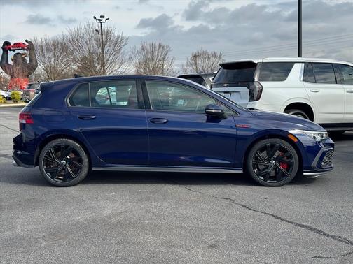 2022 Volkswagen Golf GTI 2.0T SE DSG