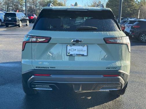 Cacti Green 2026 Chevrolet Equinox AWD ACTIV