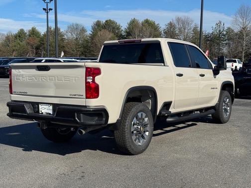 2026 Chevrolet Silverado 2500 Custom