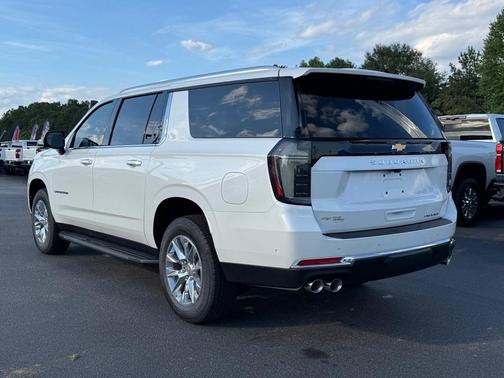 2025 Chevrolet Suburban Premier