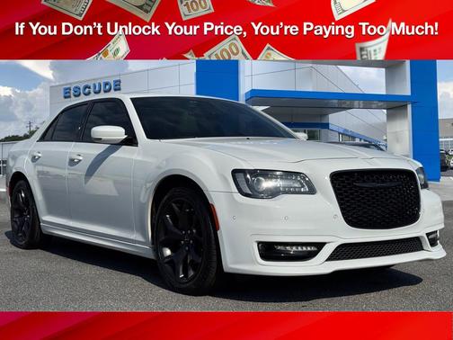 2022 Chrysler 300 Touring