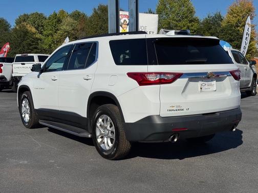 2020 Chevrolet Traverse LT Cloth