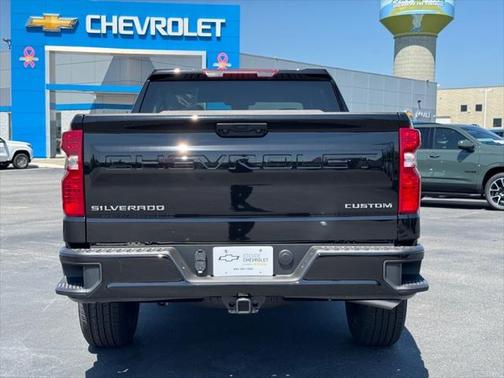 2025 Chevrolet Silverado 1500 Custom