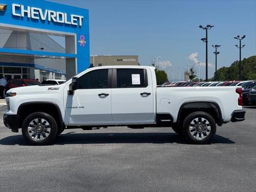 2024 Chevrolet Silverado 2500 Custom