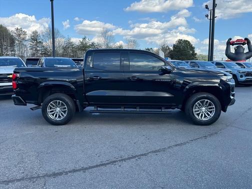 Black 2026 Chevrolet Colorado LT