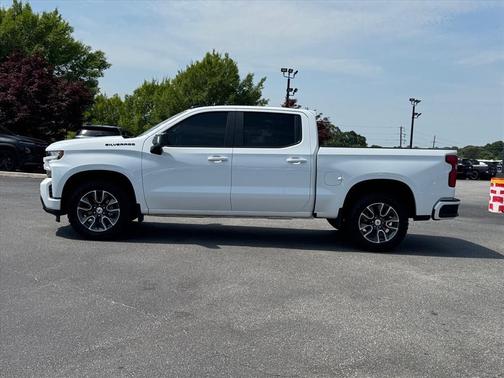 Summit White 2021 Chevrolet Silverado 1500 RST