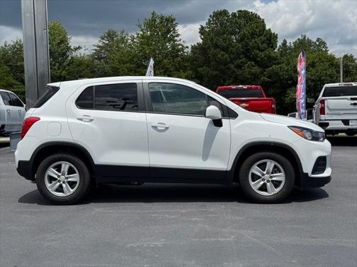 2022 Chevrolet Trax LS