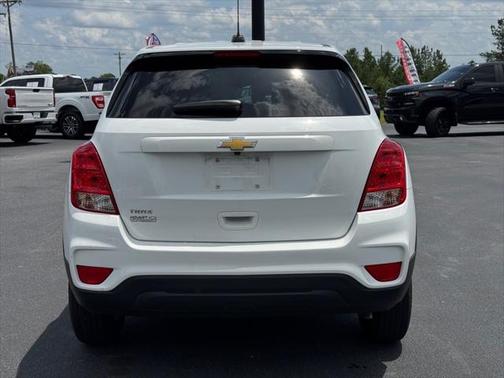 2022 Chevrolet Trax LS