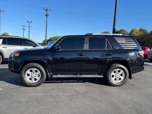 2022 Toyota 4Runner SR5