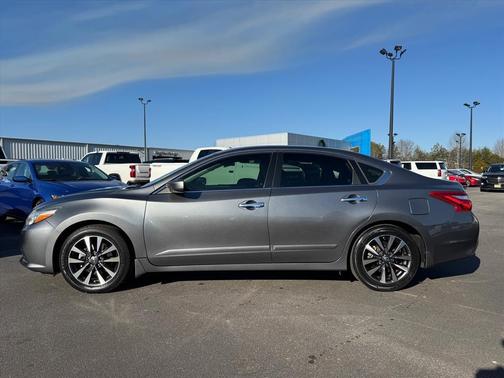 2016 Nissan Altima 2.5 SV