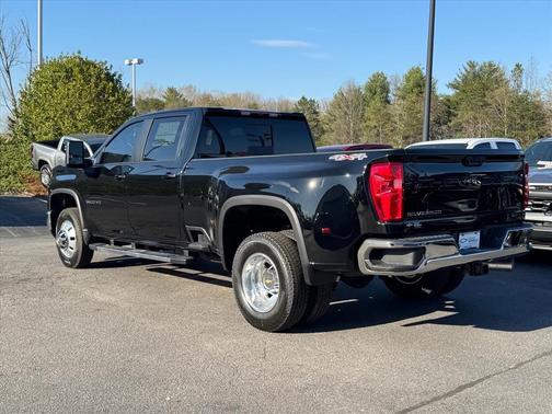 Black 2026 Chevrolet Silverado 3500 LT