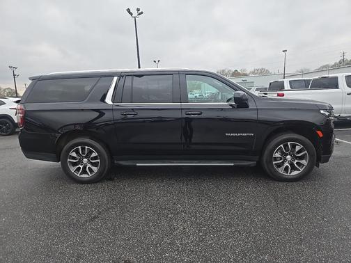 2021 Chevrolet Suburban LT