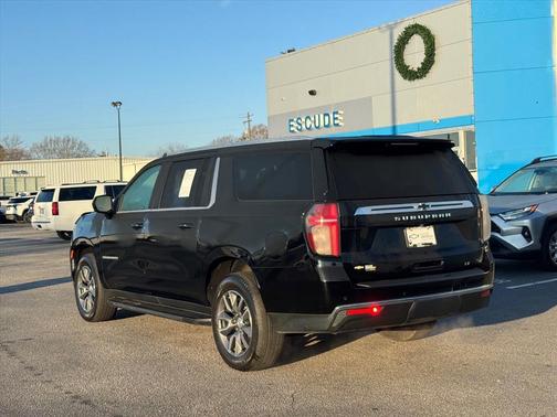 2021 Chevrolet Suburban LT
