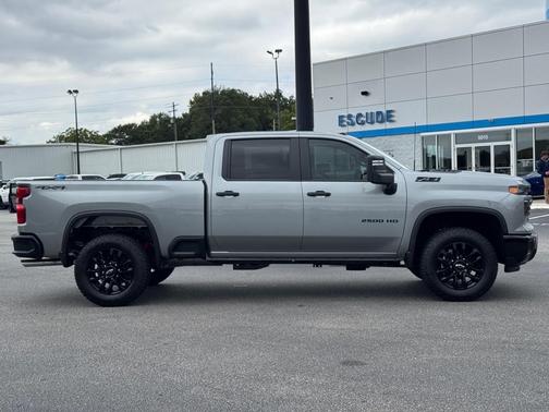 2026 Chevrolet Silverado 2500 Custom