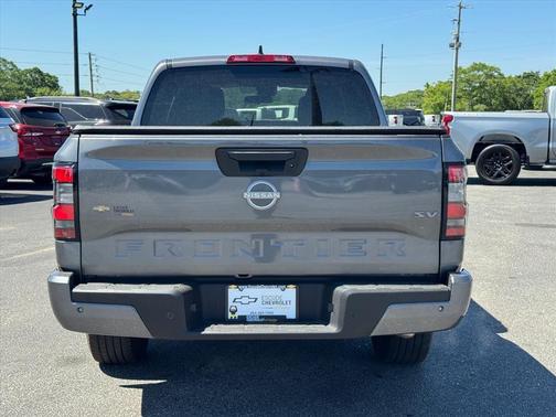 Gun Metallic 2024 Nissan Frontier SV