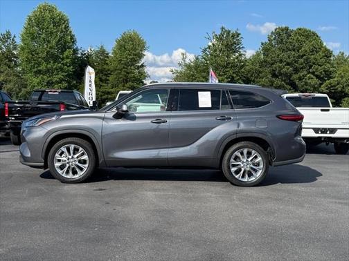 2023 Toyota Highlander Limited