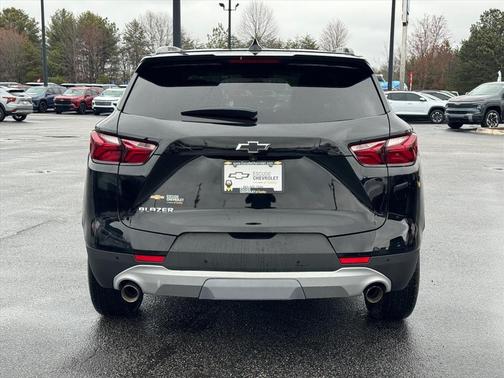 Black 2022 Chevrolet Blazer 2LT