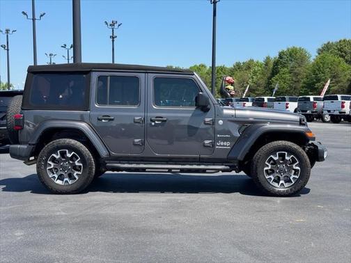 2024 Jeep Wrangler 4-Door Sahara 4x4
