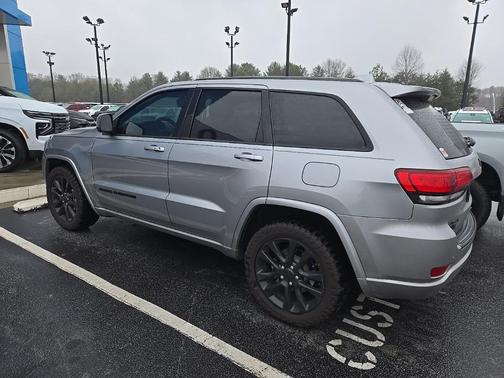 2019 Jeep Grand Cherokee Altitude